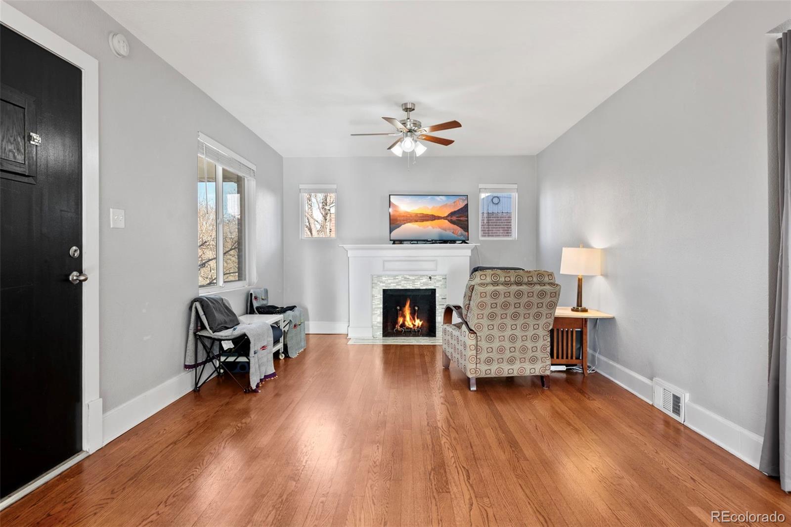 MLS Image #5 for 1538  oneida street,denver, Colorado