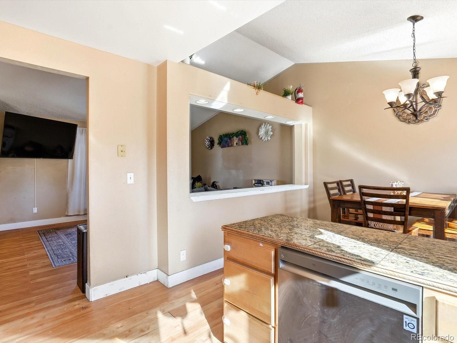 MLS Image #18 for 20762 e 44th avenue,denver, Colorado