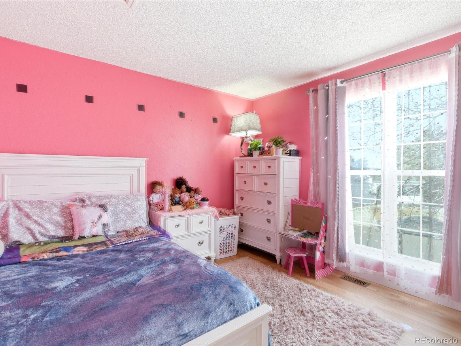 MLS Image #21 for 20762 e 44th avenue,denver, Colorado