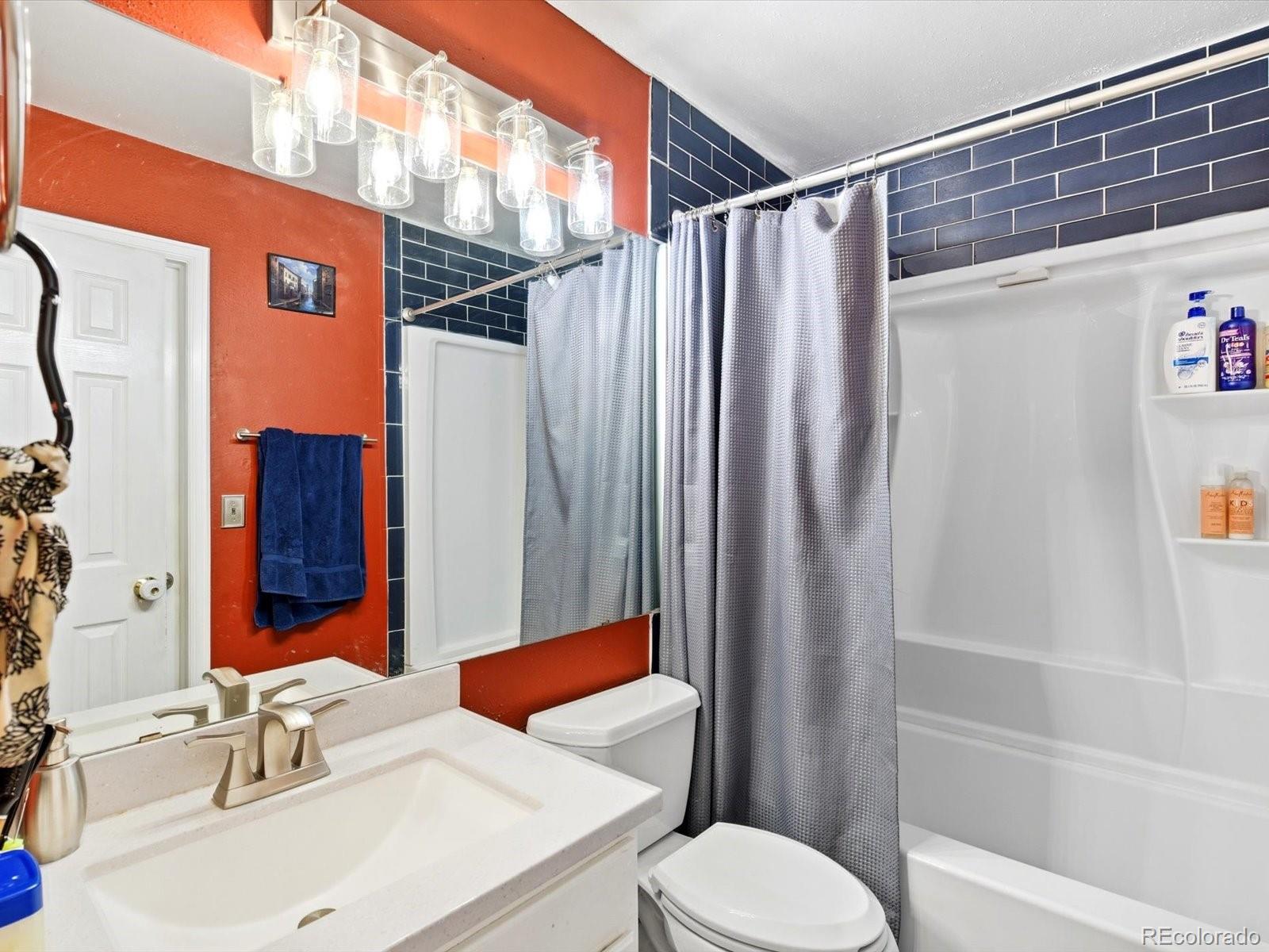 MLS Image #25 for 20762 e 44th avenue,denver, Colorado