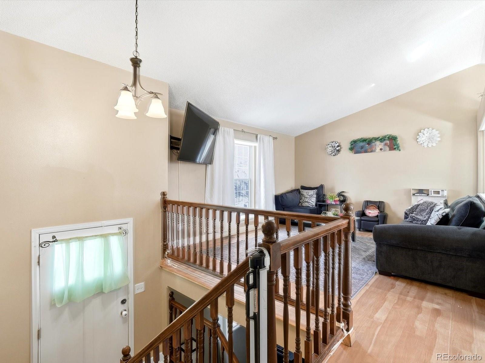 MLS Image #6 for 20762 e 44th avenue,denver, Colorado