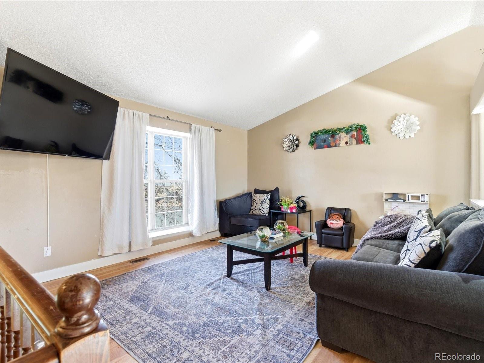 MLS Image #9 for 20762 e 44th avenue,denver, Colorado