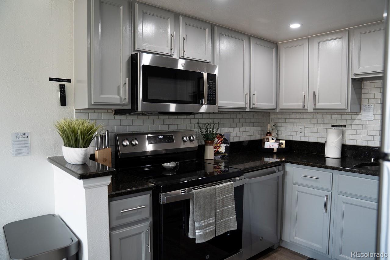 MLS Image #3 for 3502 s telluride circle e,aurora, Colorado