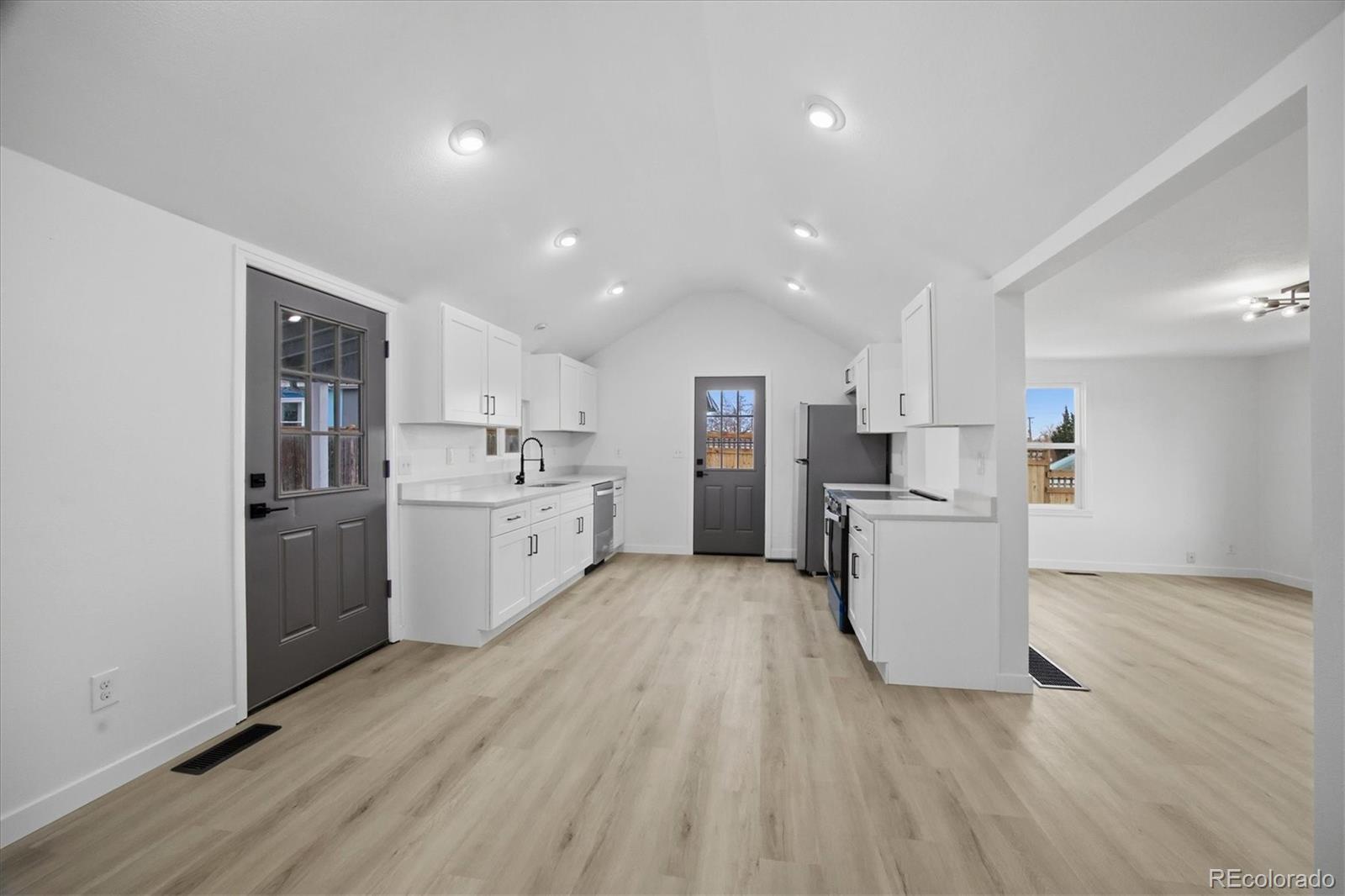 MLS Image #7 for 3477 w alaska place,denver, Colorado