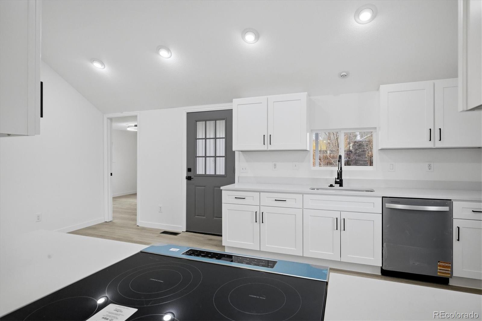 MLS Image #8 for 3477 w alaska place,denver, Colorado