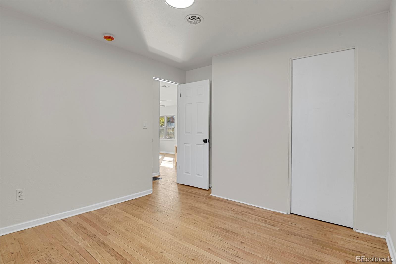 MLS Image #18 for 724 e costilla street,colorado springs, Colorado