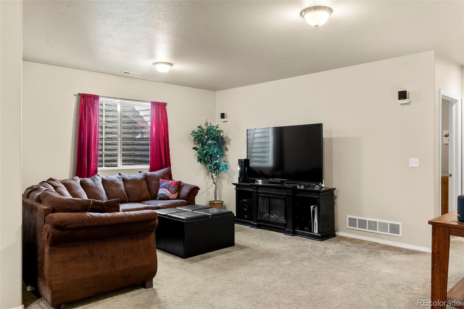 MLS Image #23 for 6571  mineral belt drive,colorado springs, Colorado
