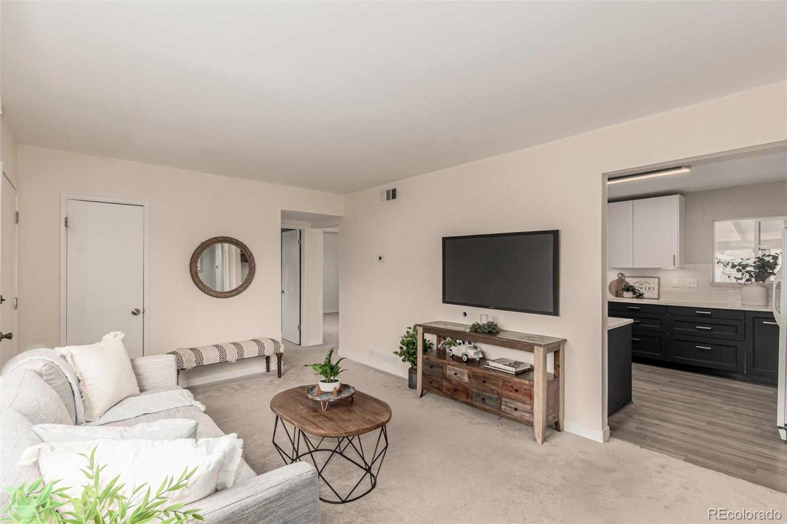 MLS Image #8 for 821  victor street,aurora, Colorado
