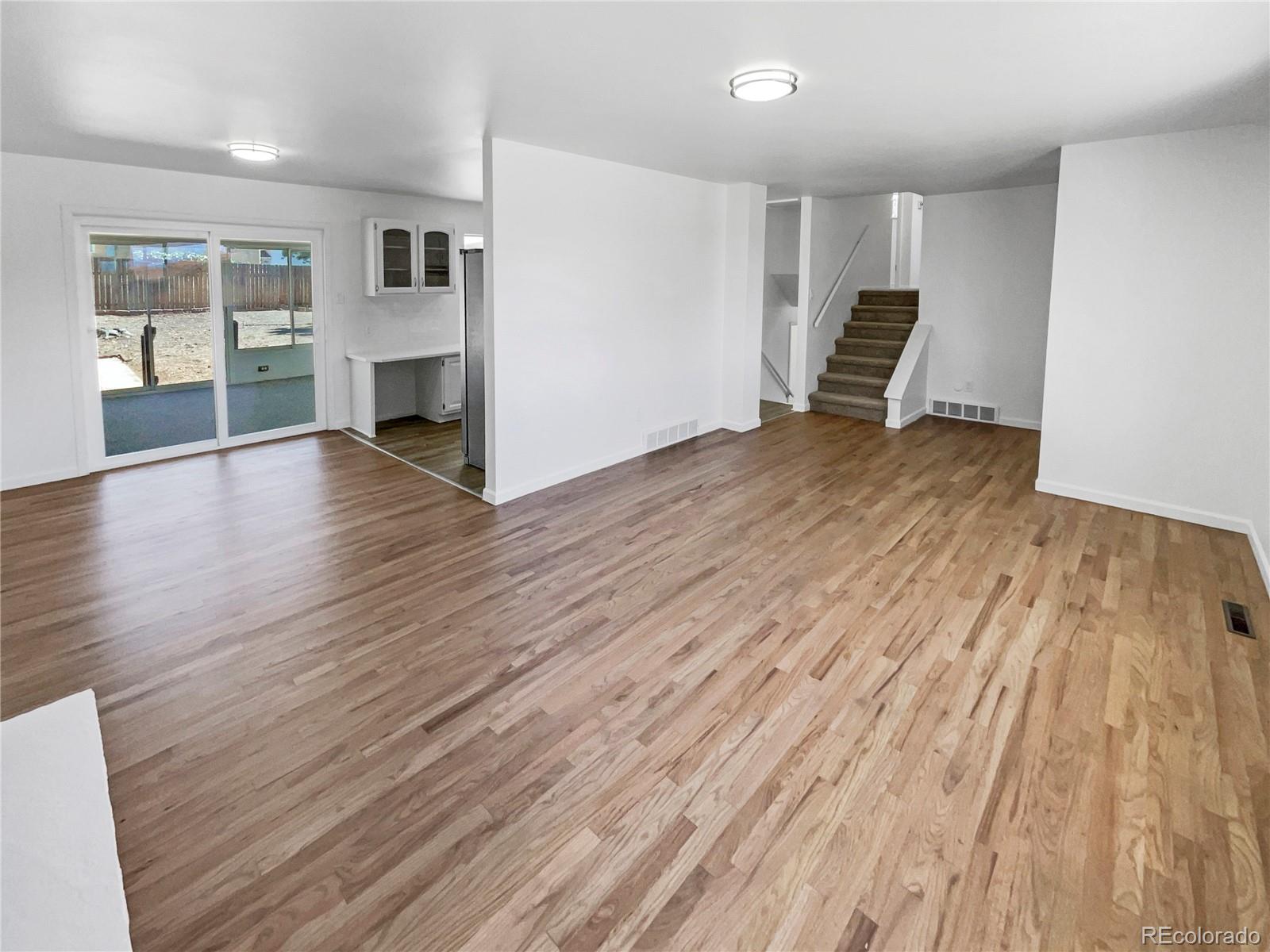 MLS Image #10 for 622  dawson street,aurora, Colorado