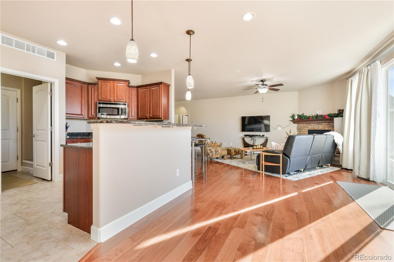 MLS Image #15 for 10484  mile post loop,fountain, Colorado