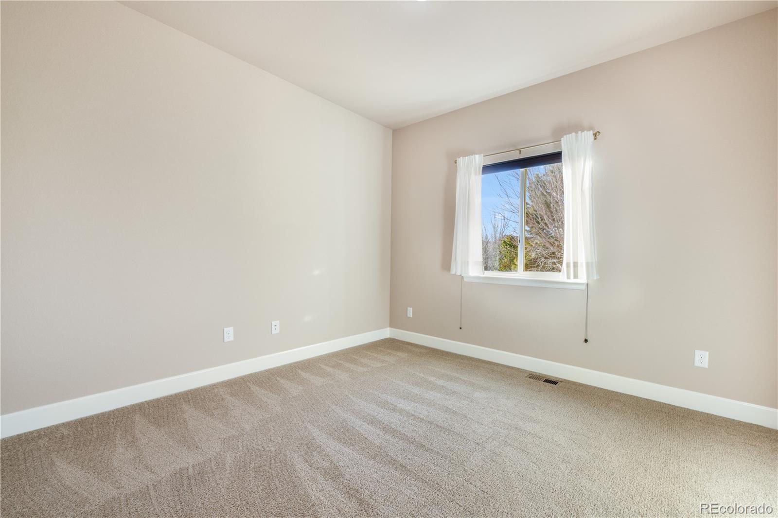 MLS Image #25 for 10484  mile post loop,fountain, Colorado