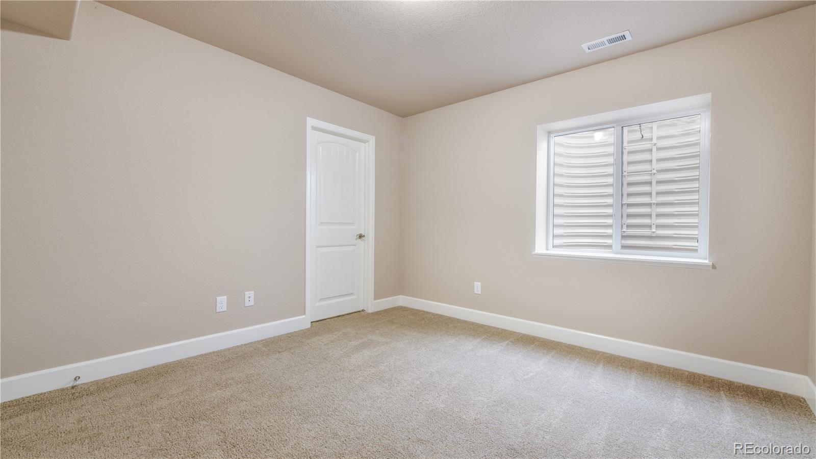 MLS Image #38 for 10484  mile post loop,fountain, Colorado