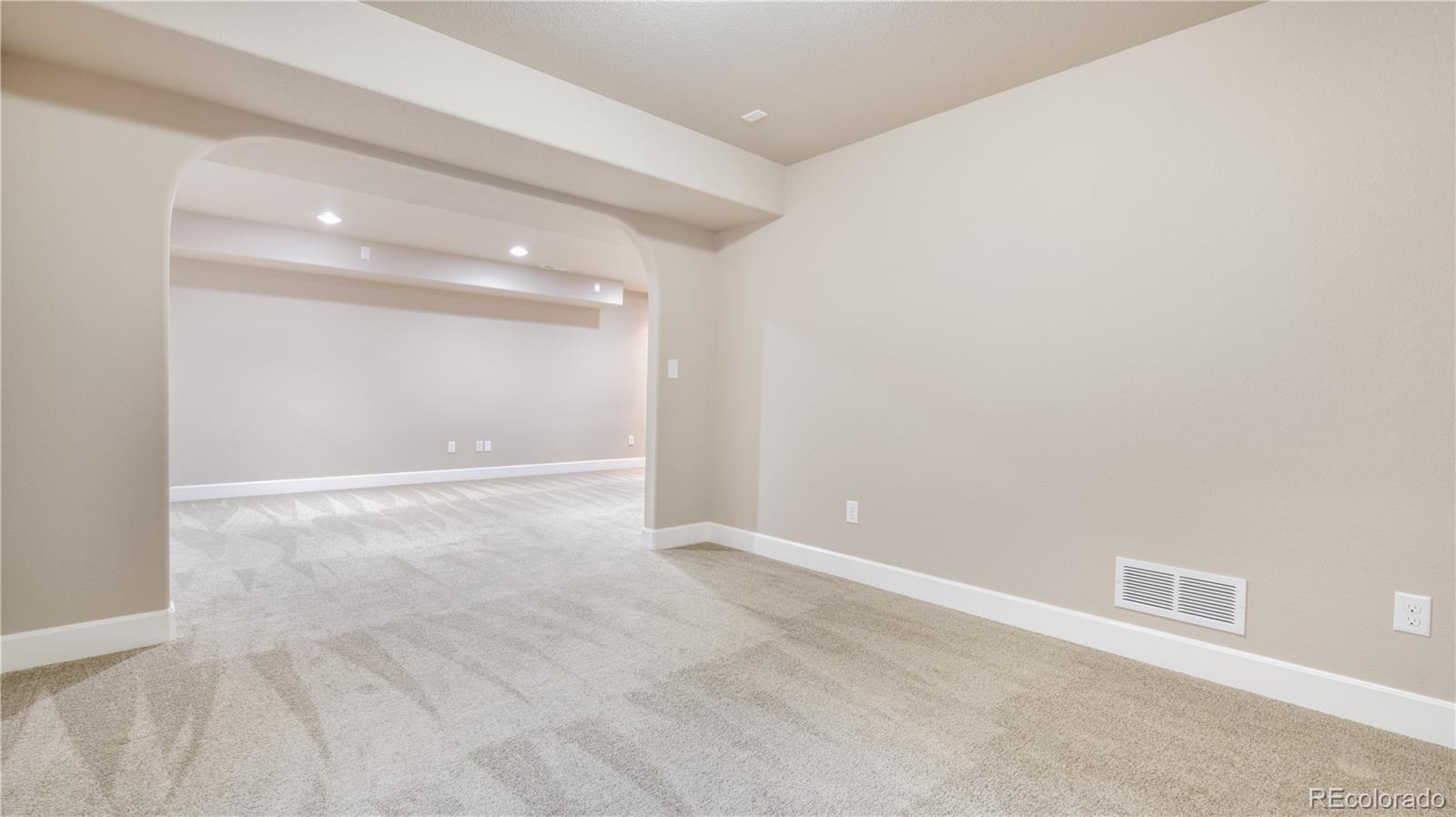 MLS Image #39 for 10484  mile post loop,fountain, Colorado