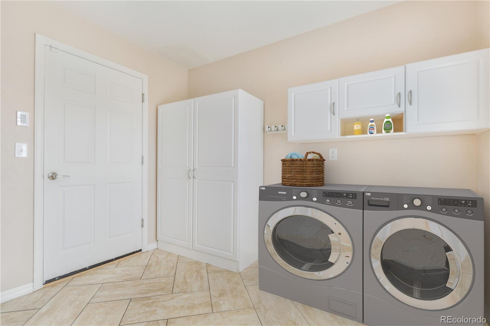 MLS Image #17 for 7923  enclave lane,fountain, Colorado