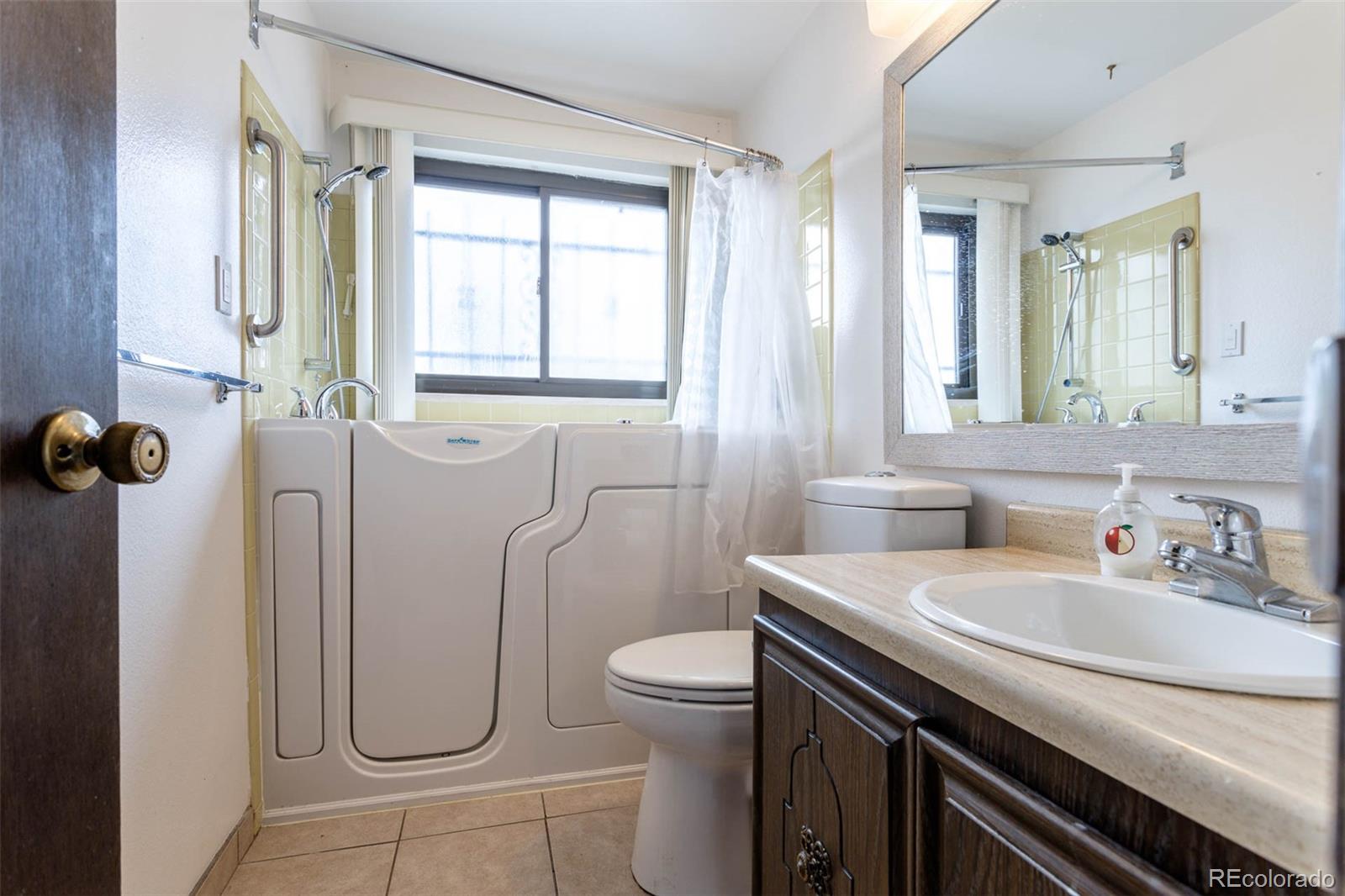 MLS Image #27 for 12305 e 54th avenue drive,denver, Colorado