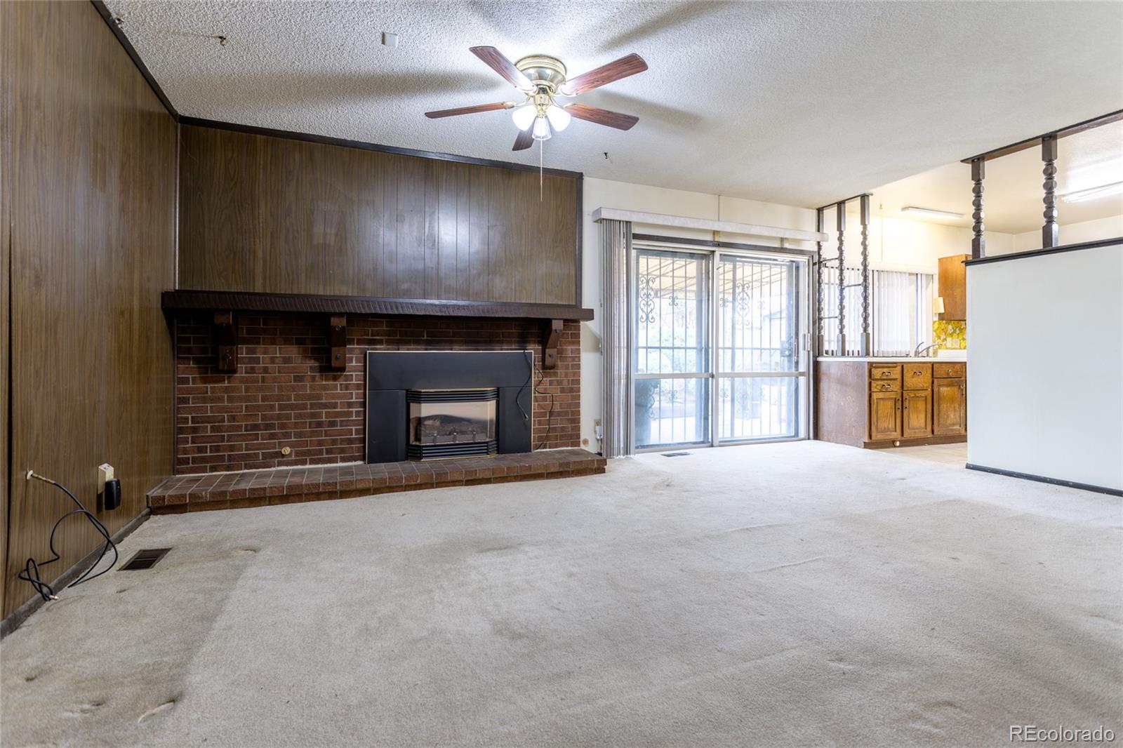 MLS Image #3 for 12305 e 54th avenue drive,denver, Colorado