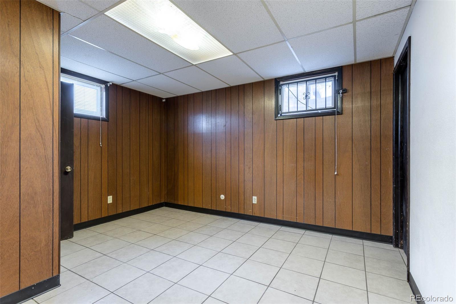 MLS Image #31 for 12305 e 54th avenue drive,denver, Colorado
