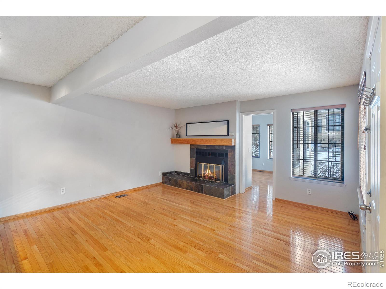 MLS Image #14 for 4862 e kentucky avenue,denver, Colorado