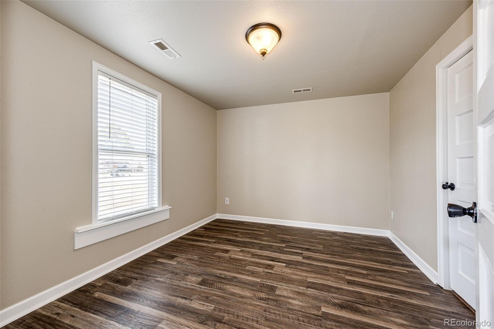 MLS Image #16 for 1548  arapahoe street,strasburg, Colorado