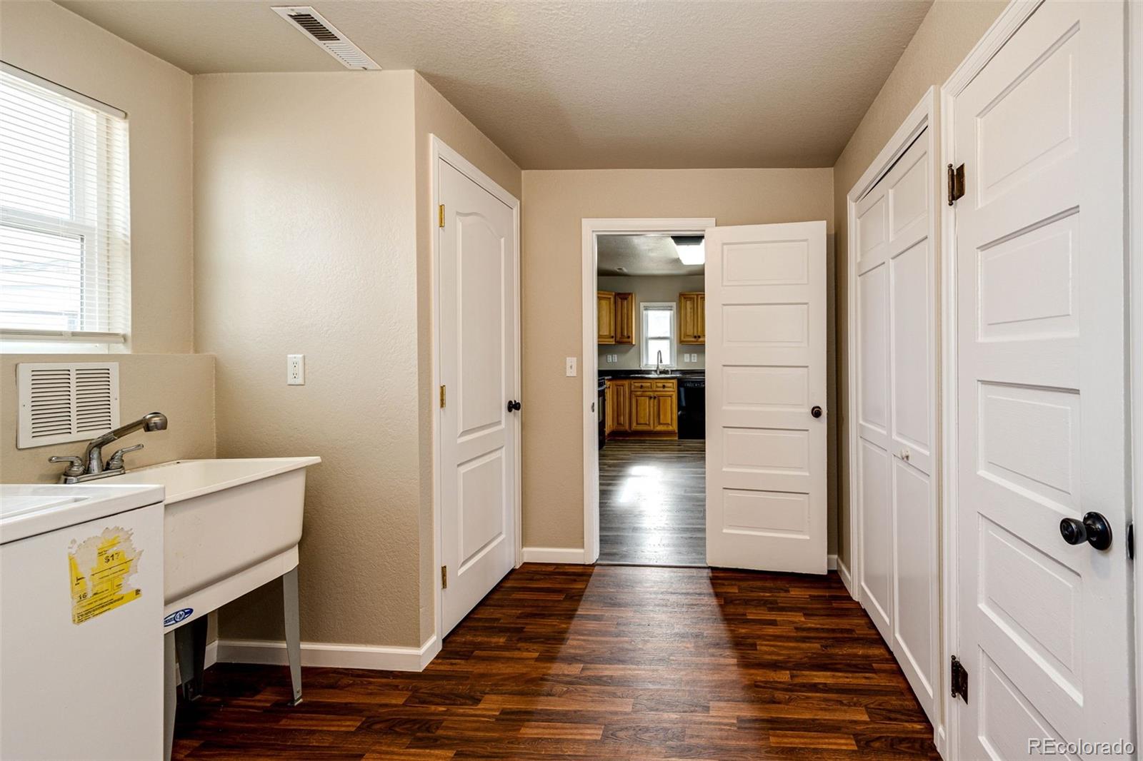 MLS Image #18 for 1548  arapahoe street,strasburg, Colorado