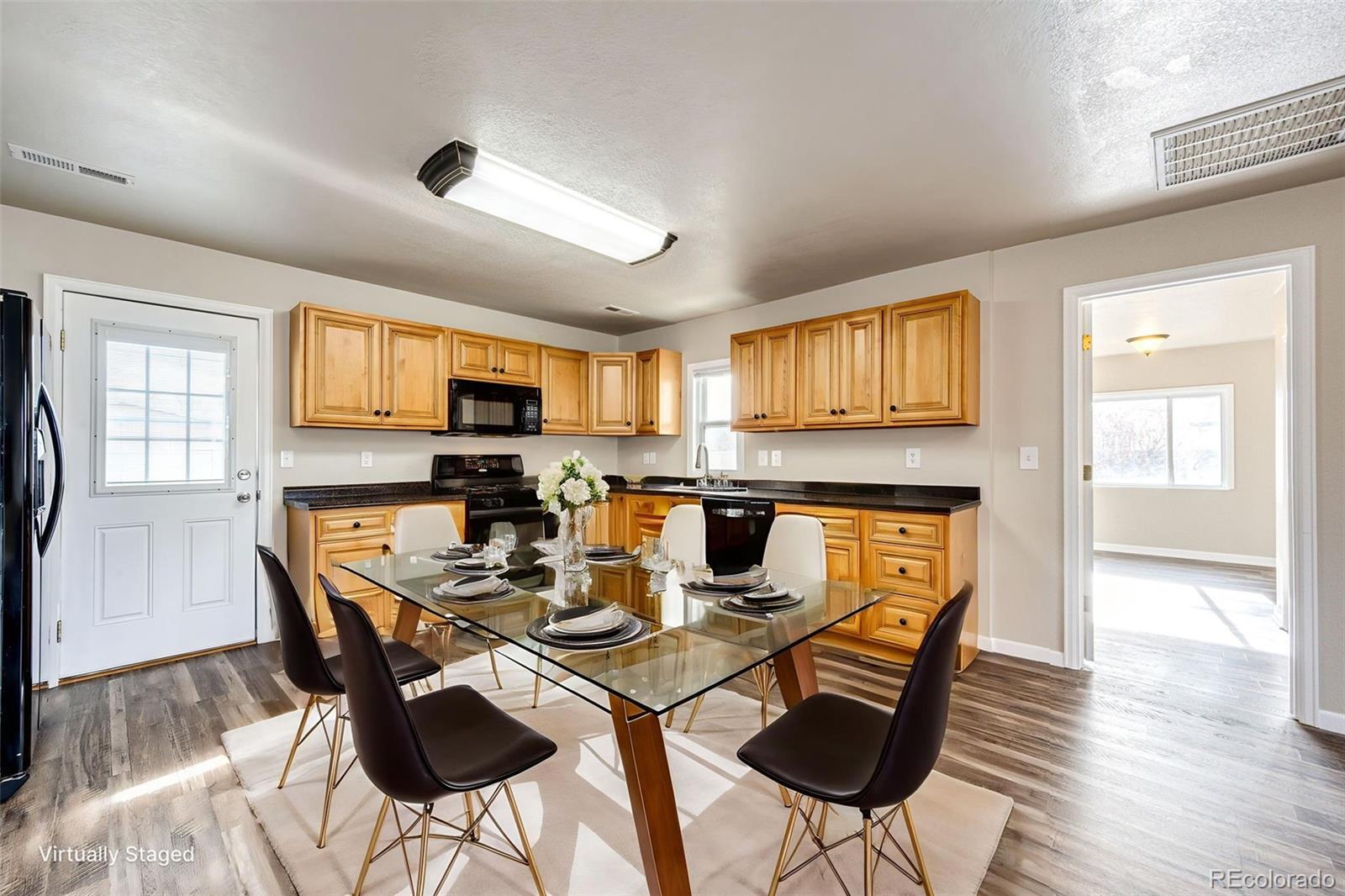 MLS Image #9 for 1548  arapahoe street,strasburg, Colorado