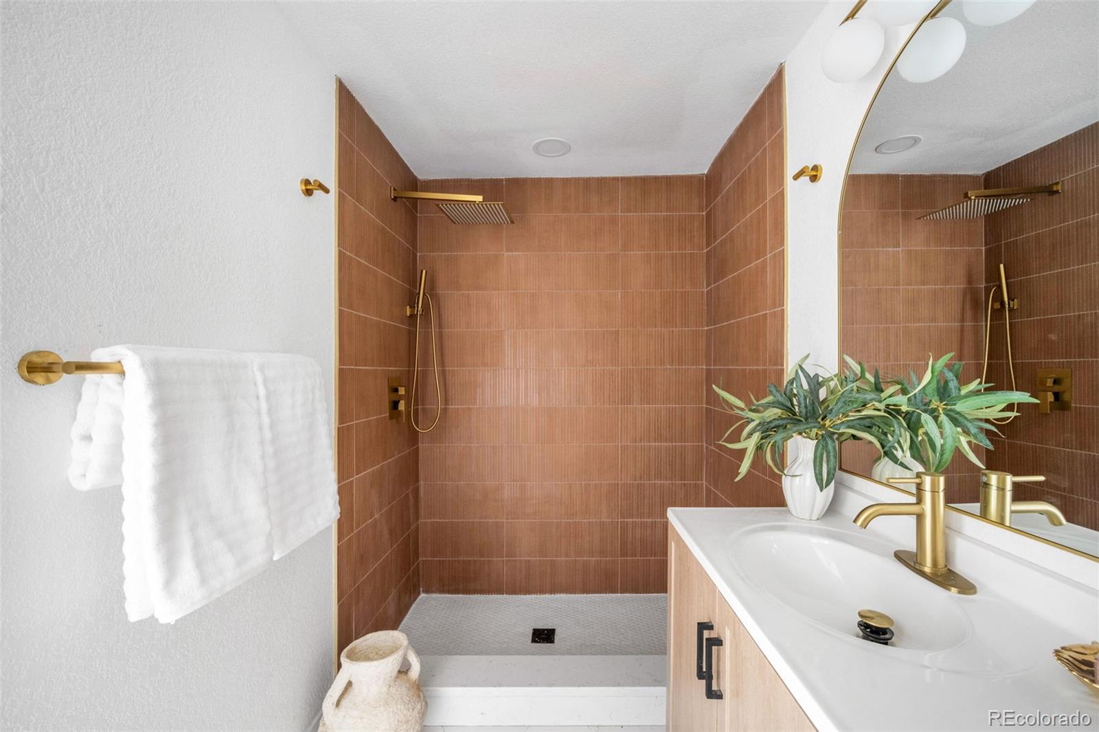 MLS Image #10 for 1900  quebec street,denver, Colorado
