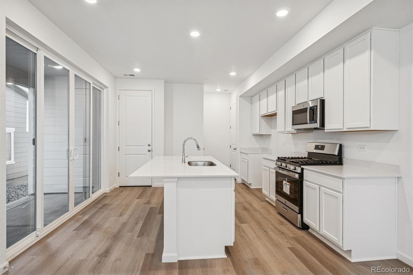 MLS Image #4 for 1334  penner drive,erie, Colorado