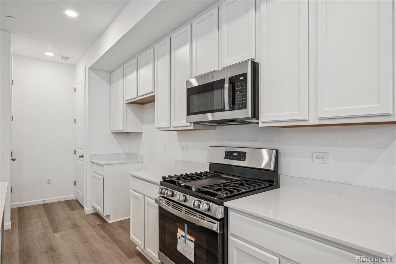 MLS Image #6 for 1334  penner drive,erie, Colorado