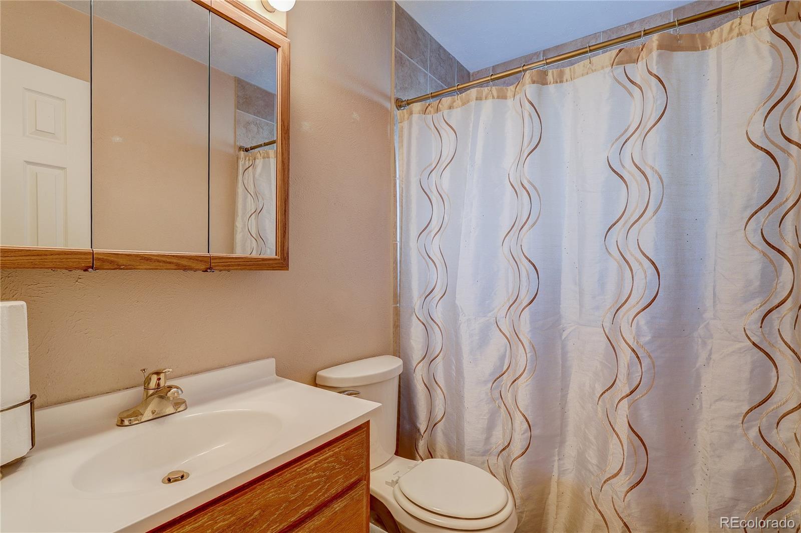 MLS Image #22 for 5435 w 86th avenue,arvada, Colorado