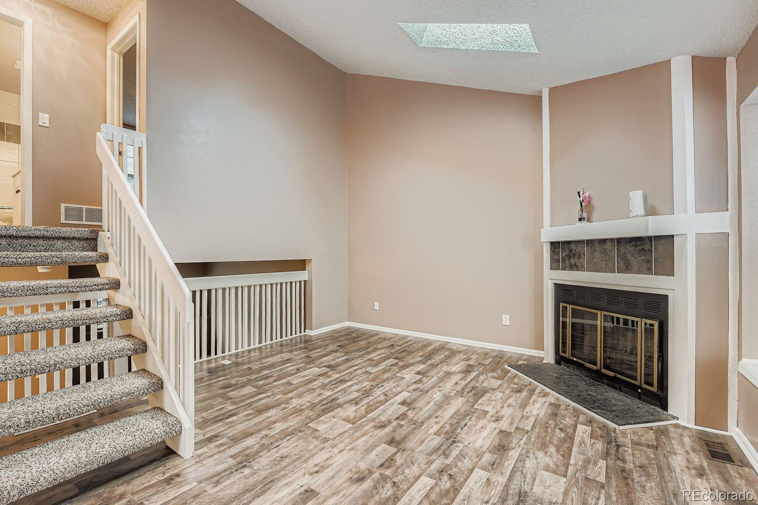 MLS Image #1 for 17365 e rice circle,aurora, Colorado