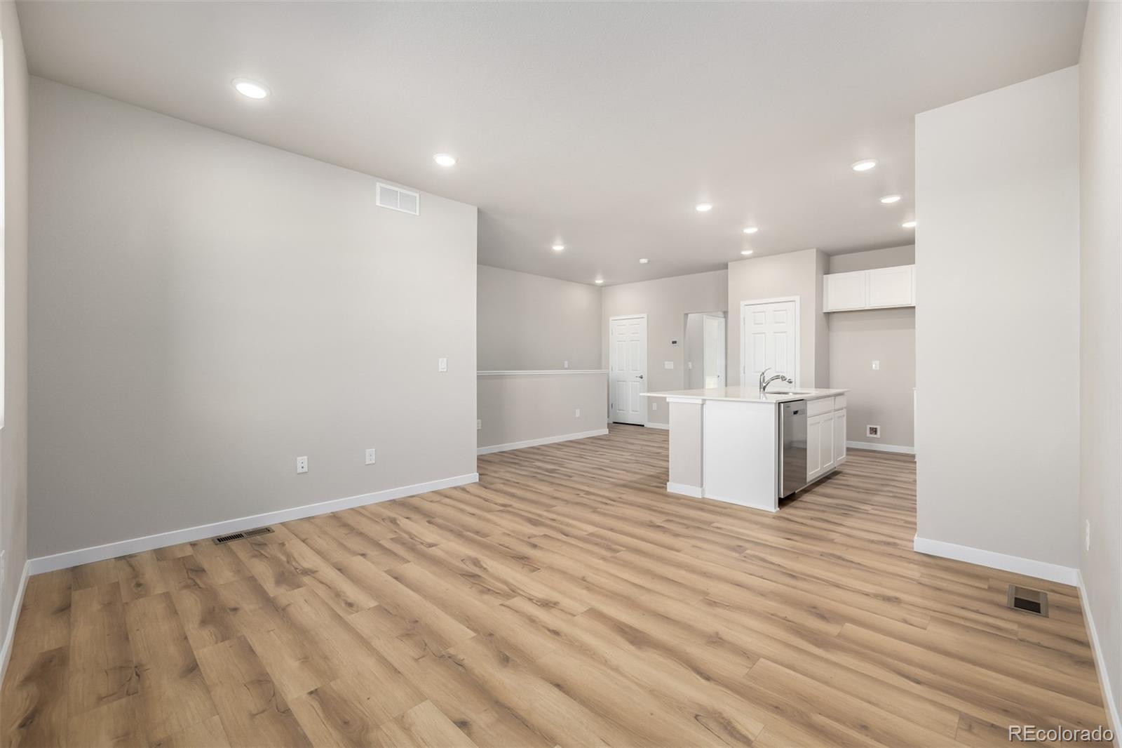 MLS Image #11 for 2909 e 103rd drive ,thornton, Colorado