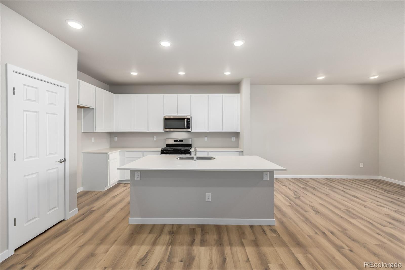 MLS Image #14 for 2909 e 103rd drive ,thornton, Colorado