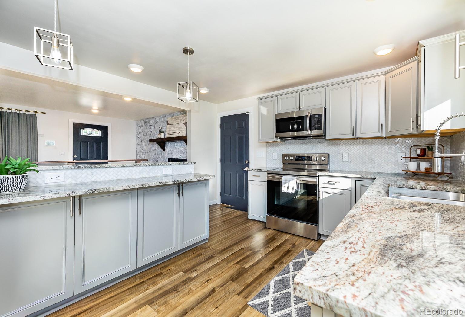 MLS Image #2 for 7482  beach court,westminster, Colorado
