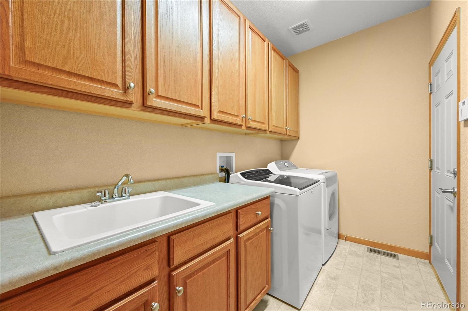 MLS Image #26 for 16231  rayburn street,hudson, Colorado
