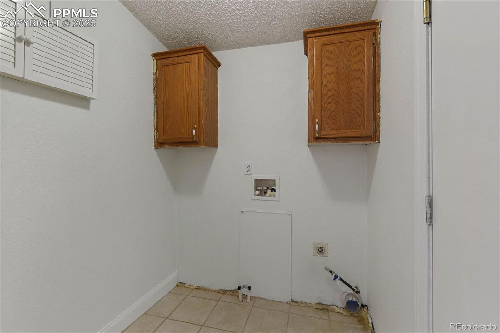 MLS Image #19 for 4006  gray fox heights,colorado springs, Colorado