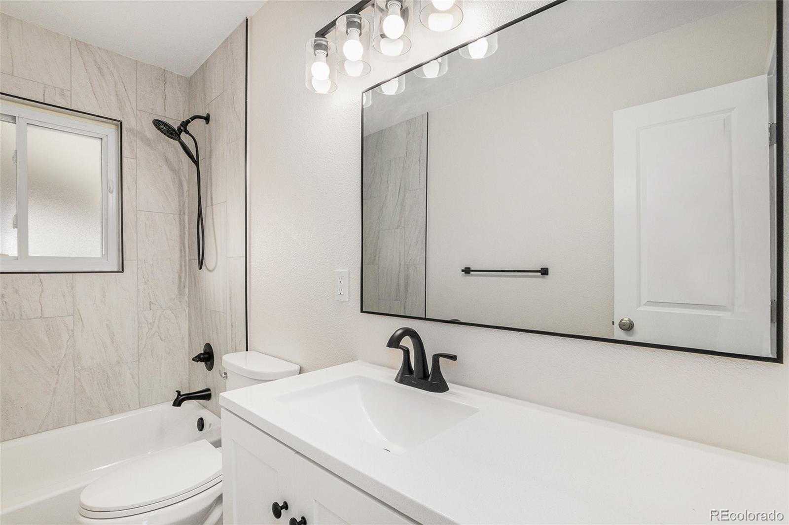 MLS Image #14 for 1582  quivira drive,denver, Colorado