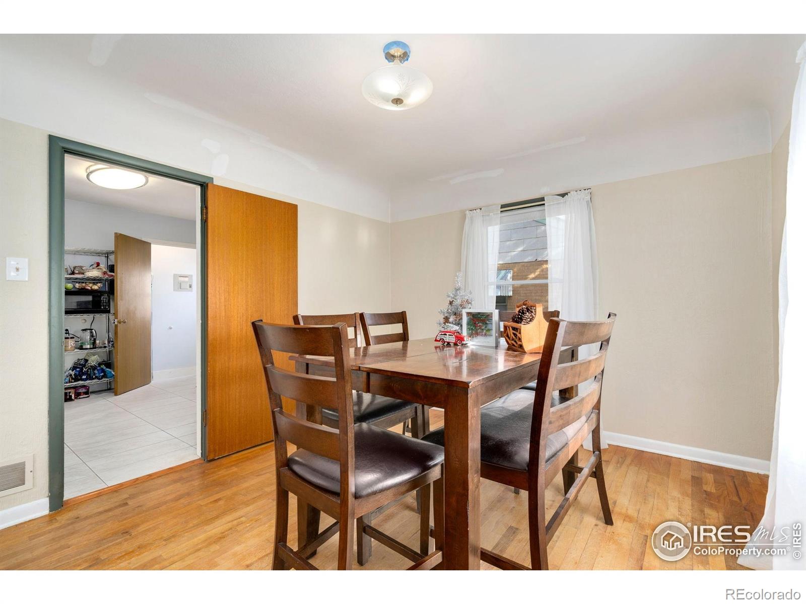 MLS Image #5 for 1927  13th street,greeley, Colorado