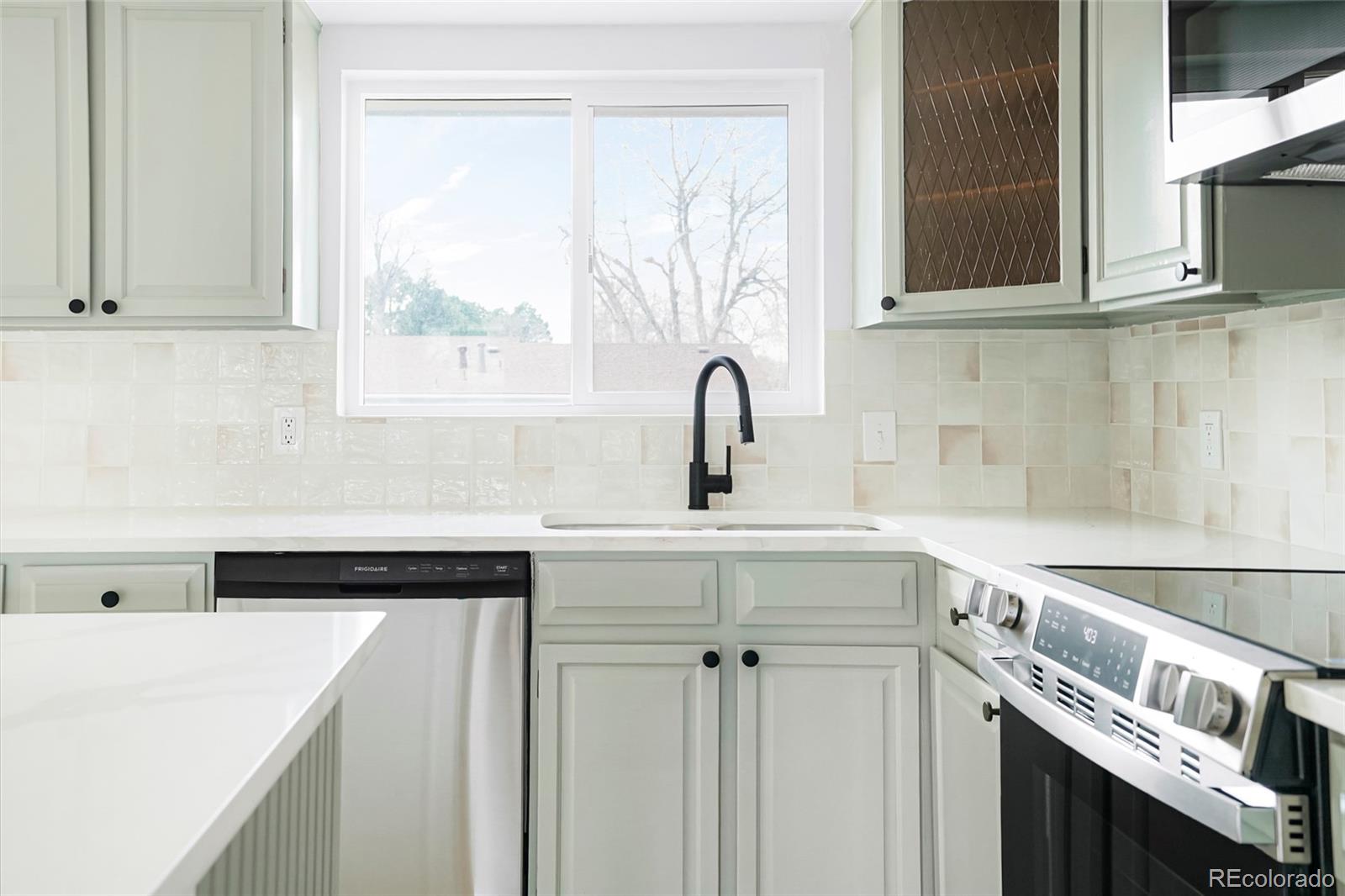 MLS Image #24 for 5043  scranton street,denver, Colorado
