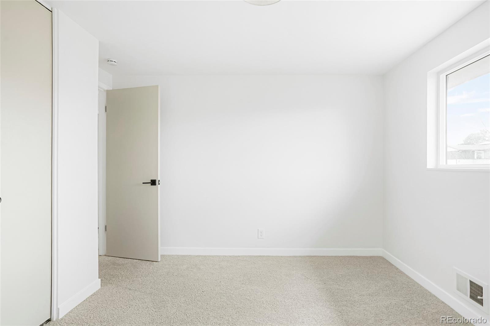MLS Image #33 for 5043  scranton street,denver, Colorado