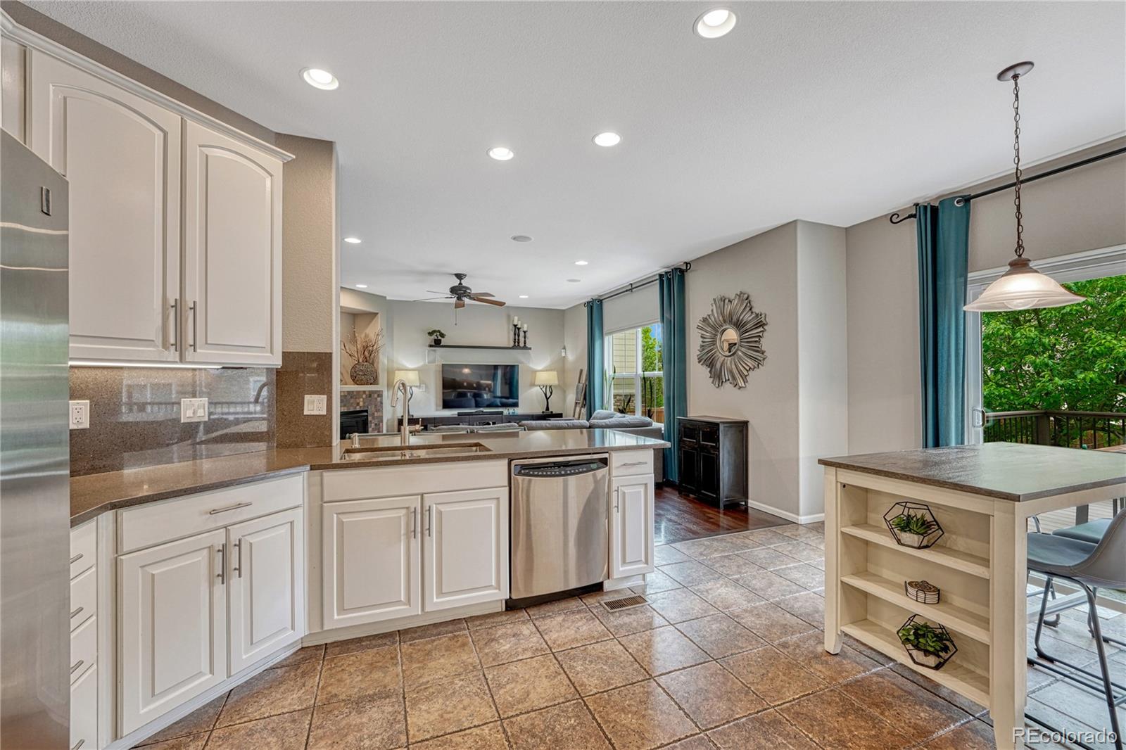 MLS Image #10 for 5625 s buchanan street,aurora, Colorado