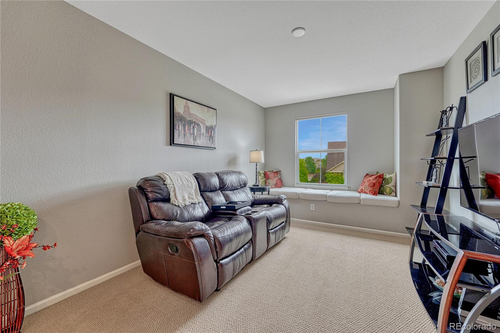MLS Image #18 for 5625 s buchanan street,aurora, Colorado