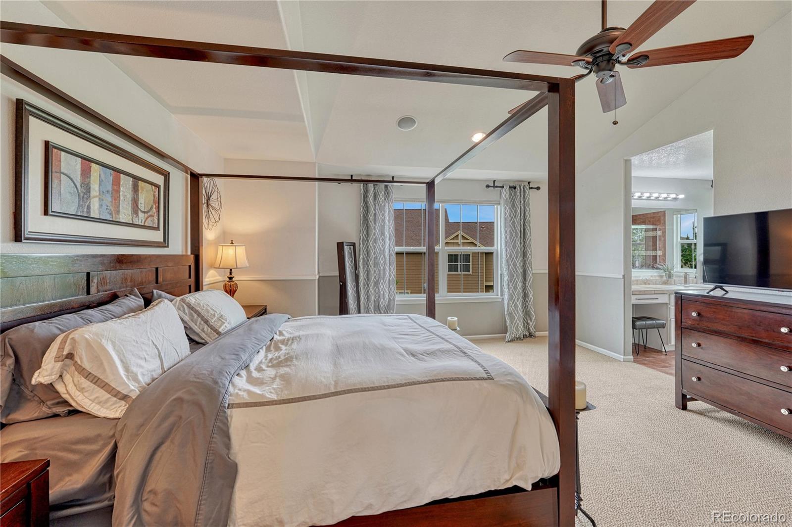 MLS Image #20 for 5625 s buchanan street,aurora, Colorado