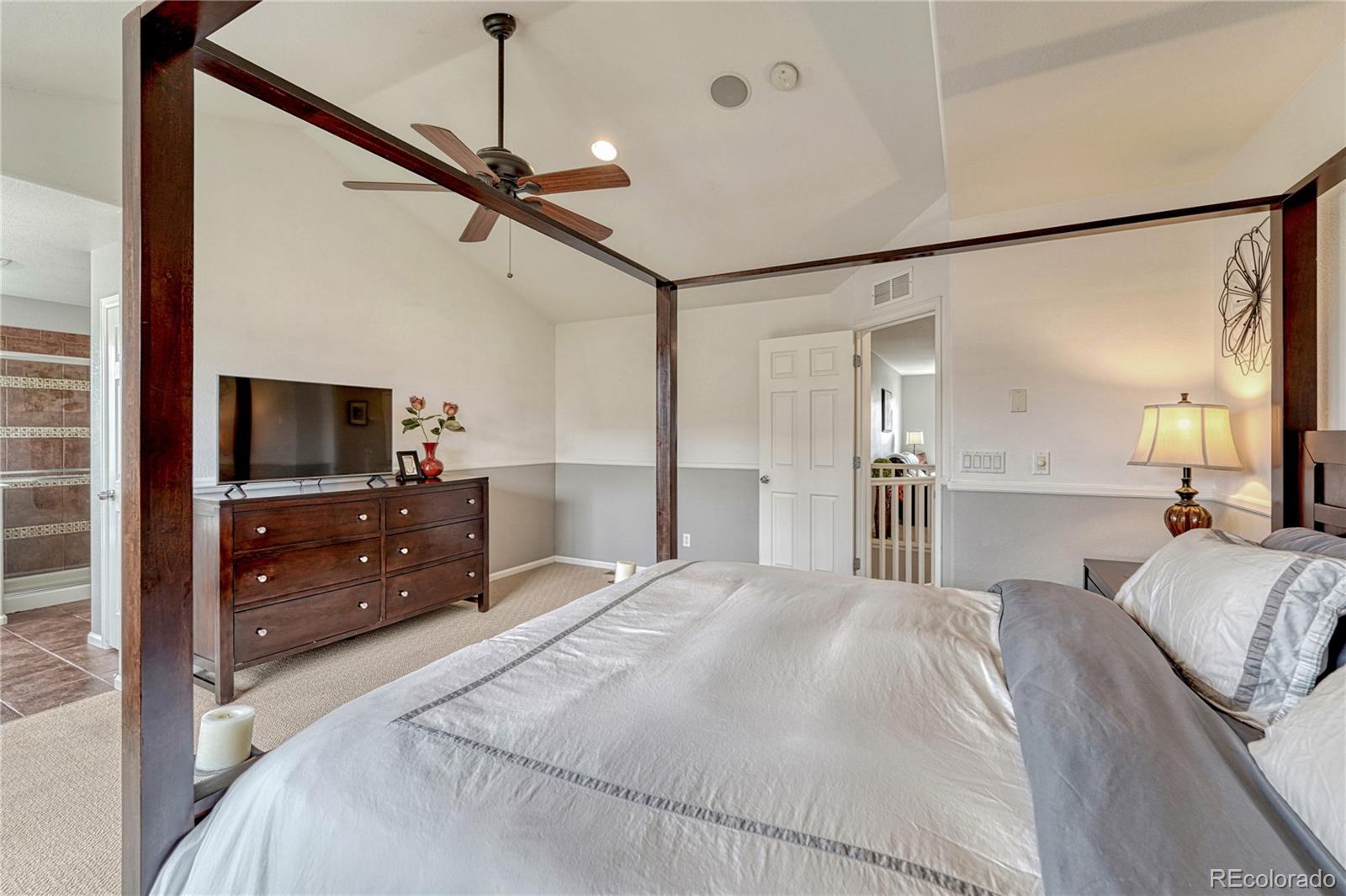 MLS Image #21 for 5625 s buchanan street,aurora, Colorado