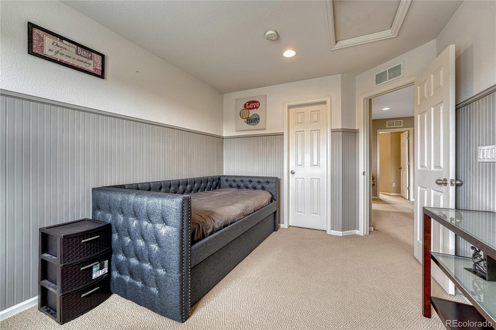 MLS Image #26 for 5625 s buchanan street,aurora, Colorado