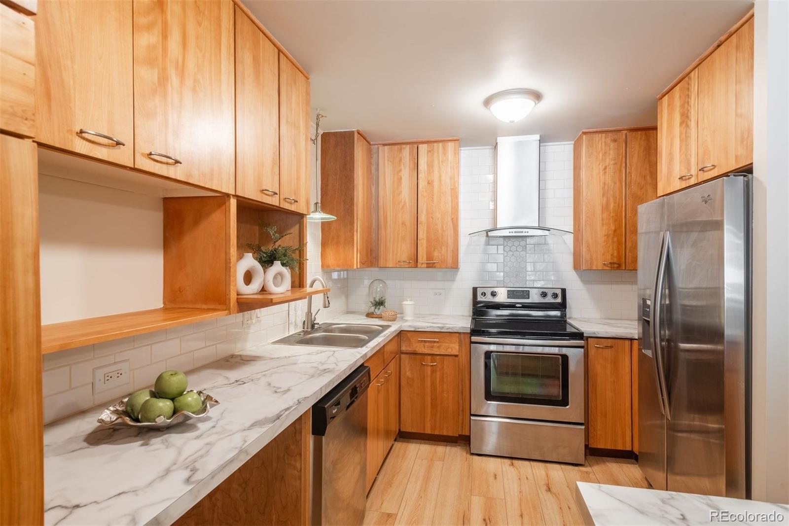 MLS Image #10 for 715 s alton way 6a,denver, Colorado