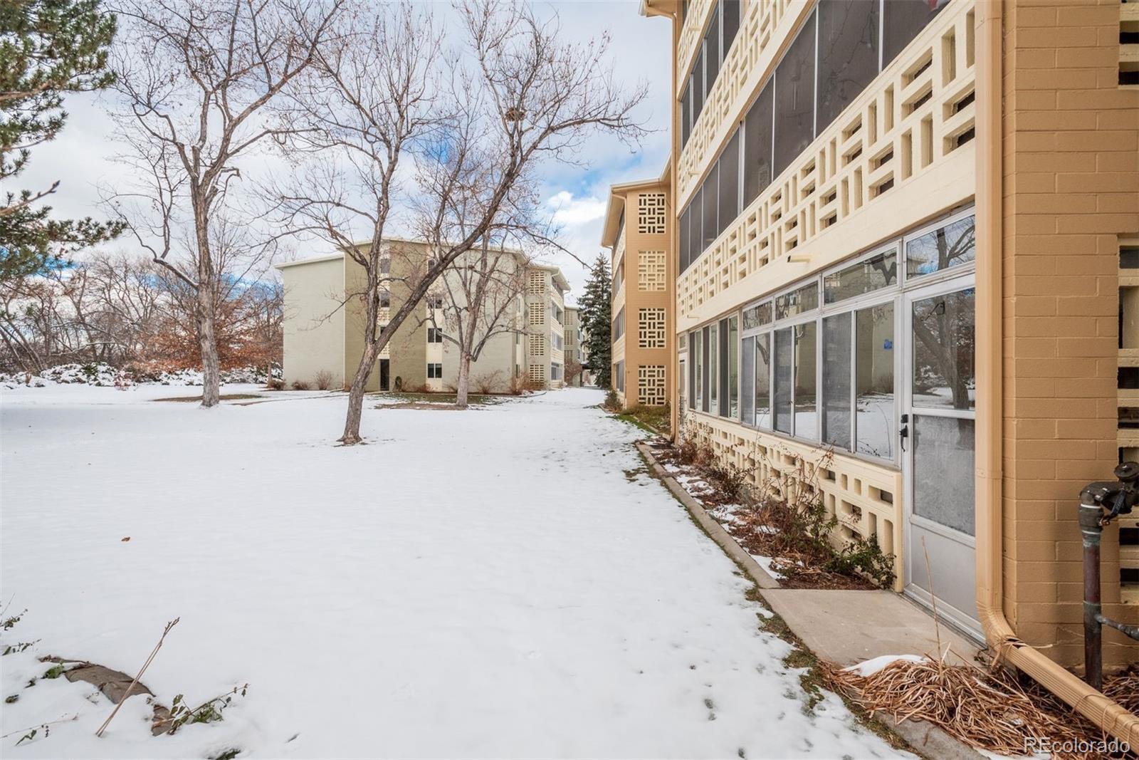 MLS Image #17 for 715 s alton way 6a,denver, Colorado