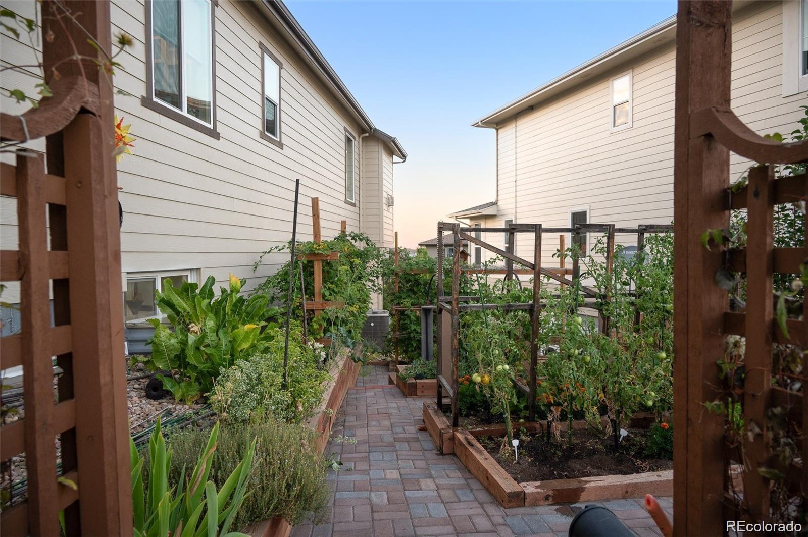 MLS Image #39 for 18639 w 92nd drive,arvada, Colorado