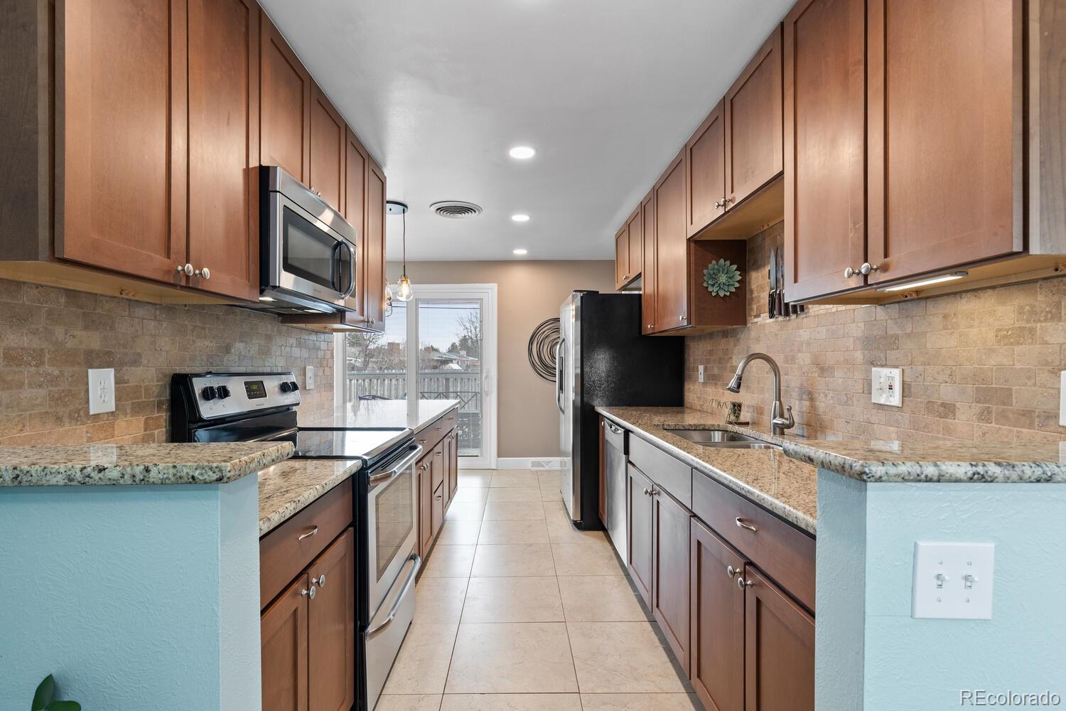 MLS Image #5 for 236  lima street,aurora, Colorado