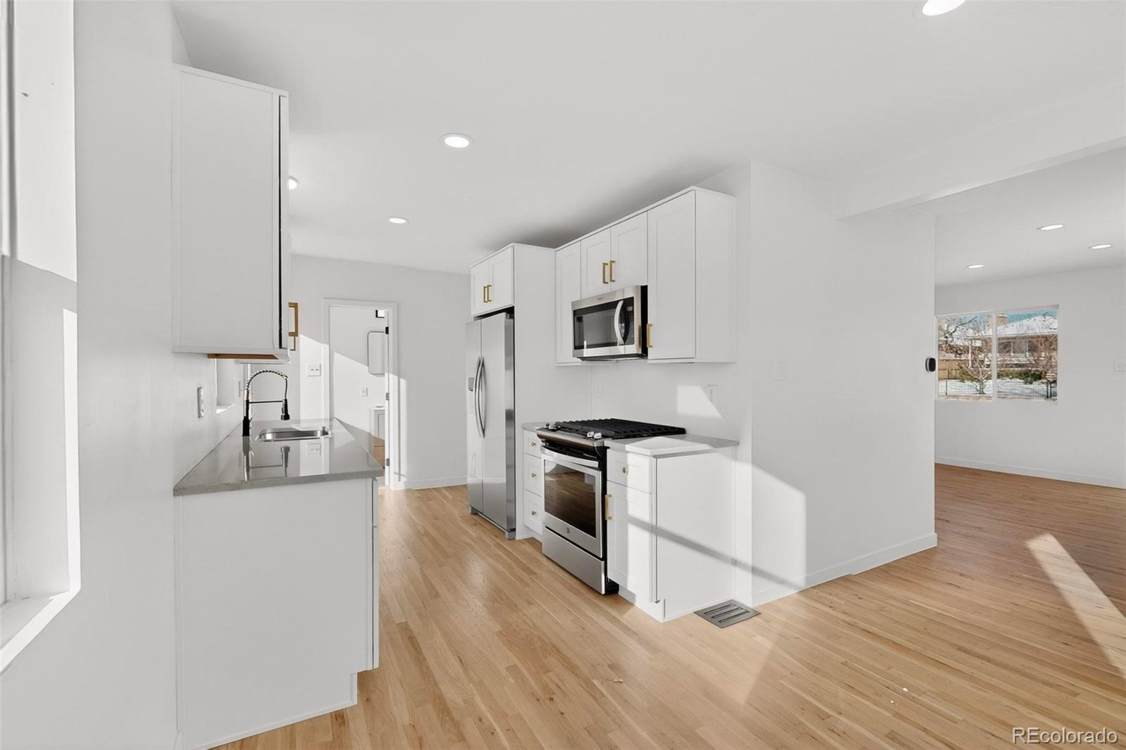 MLS Image #4 for 5040 w 33rd avenue ,denver, Colorado