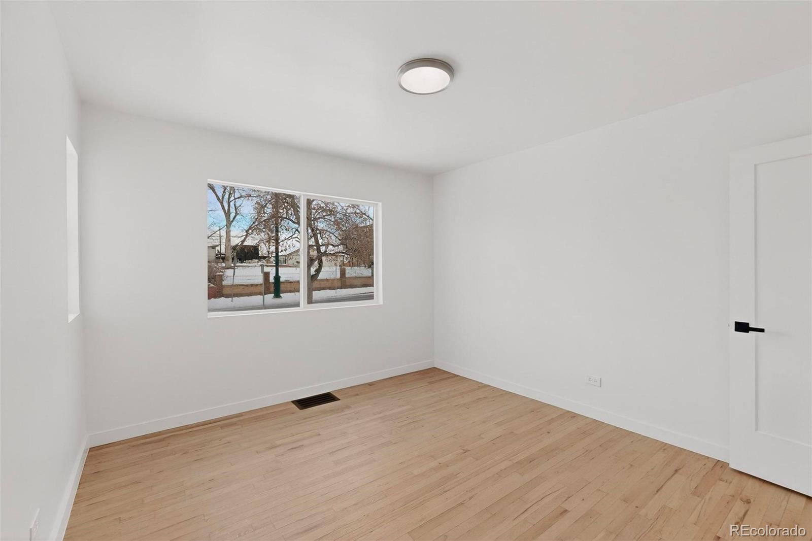 MLS Image #13 for 5050 w 33rd avenue ,denver, Colorado